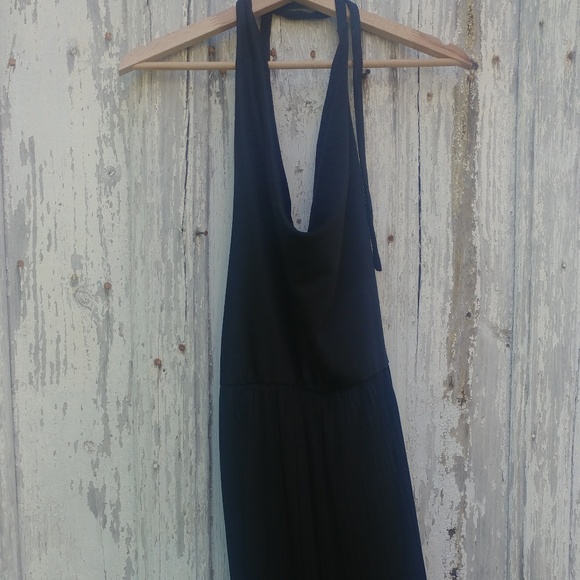1970s Black Backless Dress - Picture 3 of 7